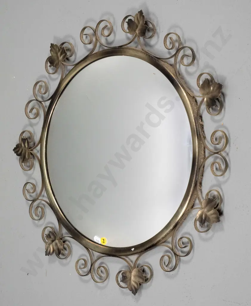 circular convex wall mirror (slight desilvering) Diam-540 Image 1++