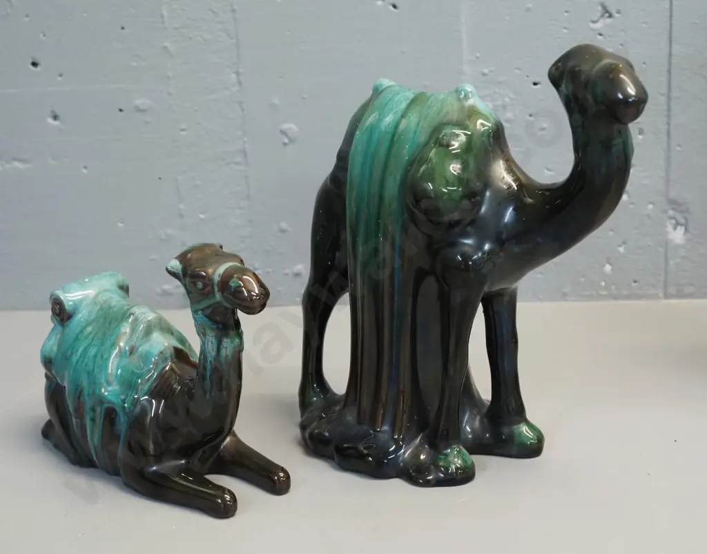 2 Blue Mountain pottery camel figures - standing one is H-230 Image 1++