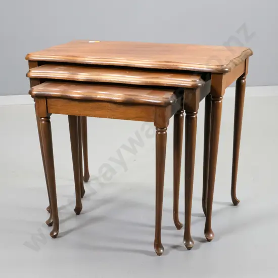 reproduction set of 3 cab leg mahogany nesting tables - some fading / staining - largest is H450 W530 D280
