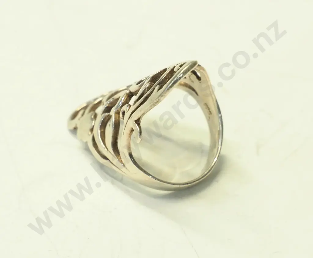 silver ring Image 1++