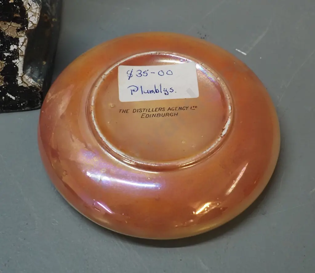whisky items - Dewar's piper figure with finish wear H-350, Maclay-Duff stag's head plaque, DCL ashtray Image 1++