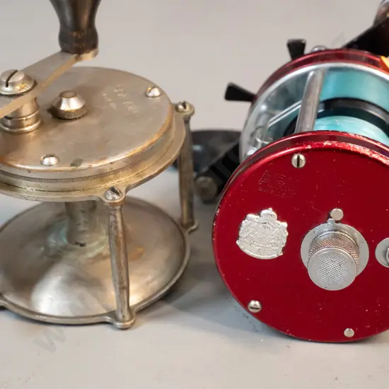 2 metal fishing reels - Abu Sweden Ambassadeur 700 & Sea King USA
