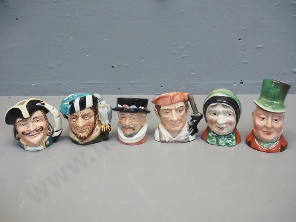 4 Royal Doulton miniature character jugs and a Beswick Dickens character salt & pepper Image 1++
