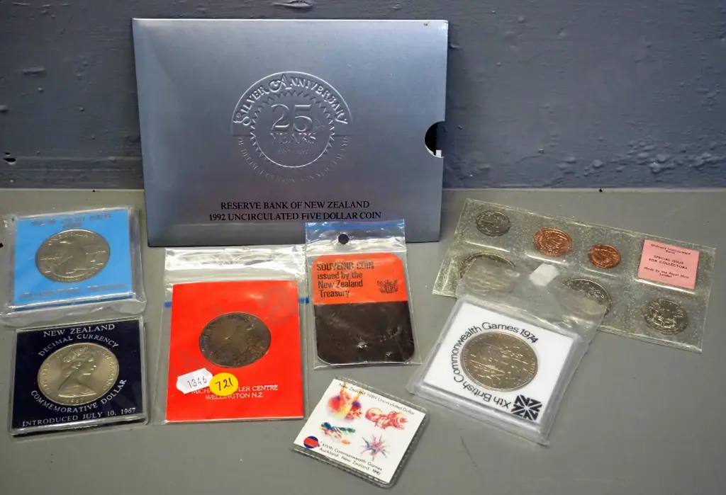 New Zealand collector coins - 1974 Commonwealth Games crown, 1967 dollar, 1968 uncirculated set etc. Image 1++