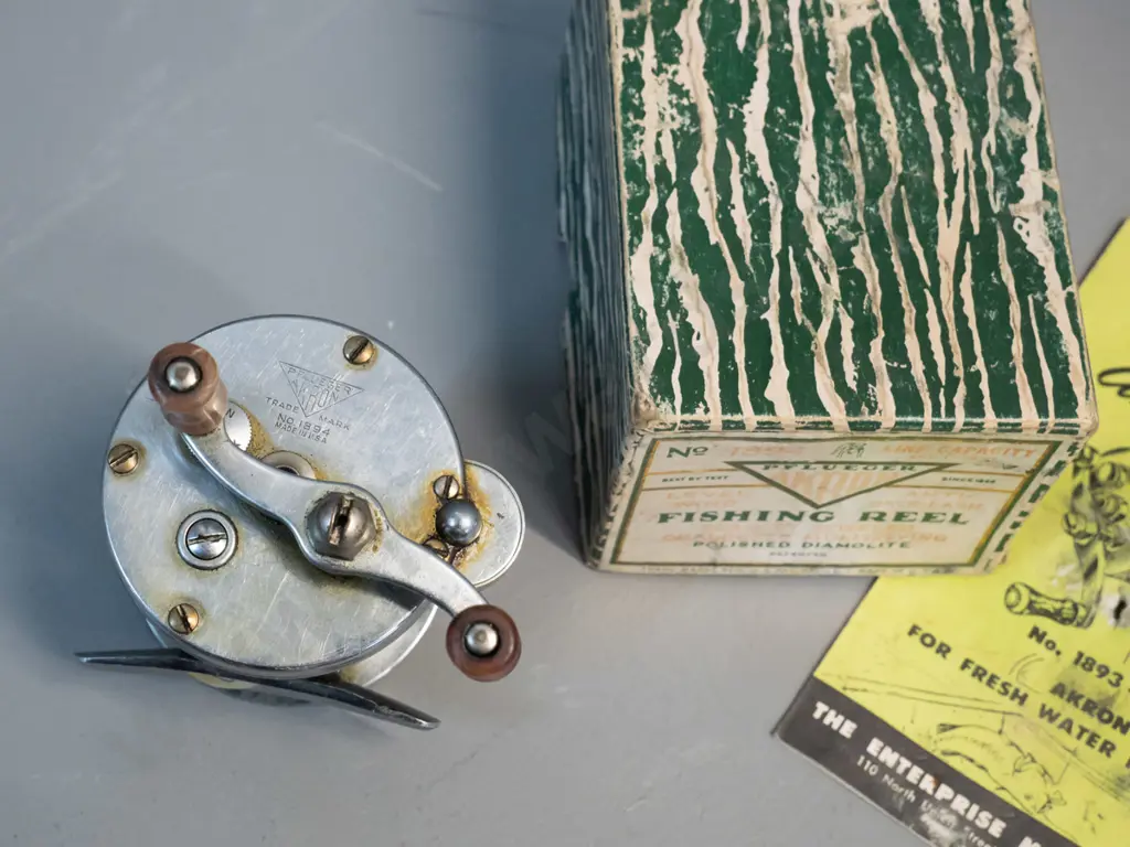 Pfluegel Akron Ohio Model 1894 fishing reel in original box Image 1++