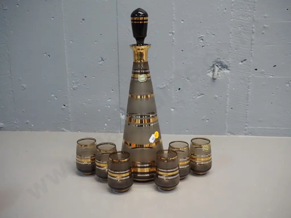 Bohemia smoked glass gold-banded decanter set - stoppered decanter is H-350 Image 1++