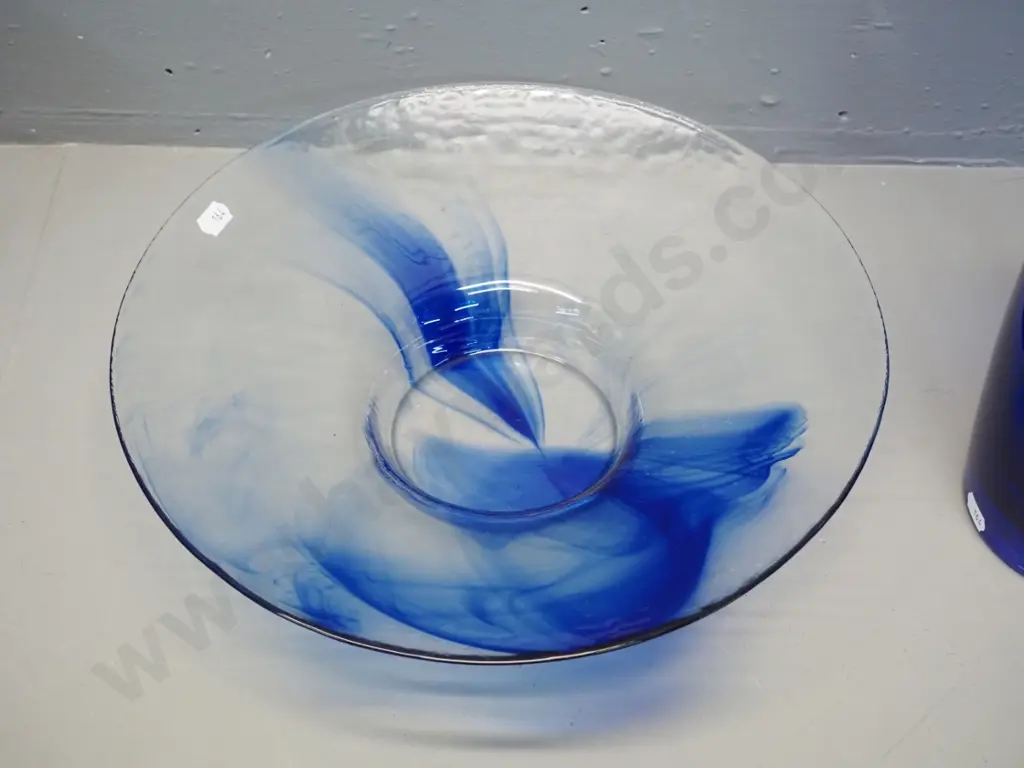 2 art glass items - cobalt blue large vase H-420 and a blue and clear bowl Image 1++