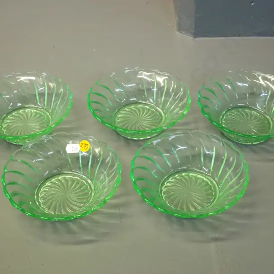 set of 5 green uranium glass sweet dishes - diameter 130