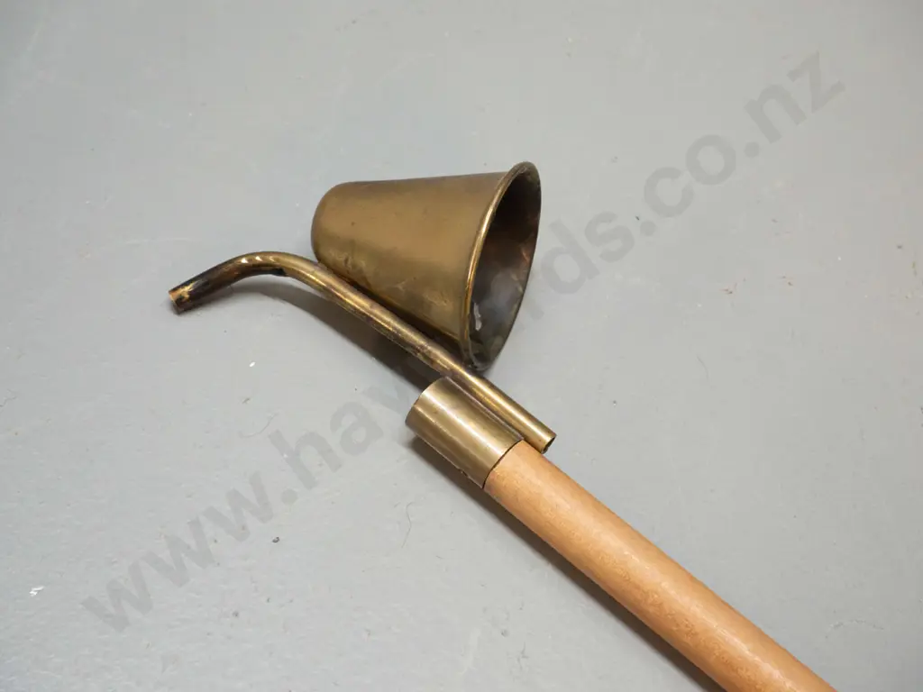 brass candle snuffer on long wooden handle L-1370 Image 1++