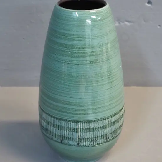 Edda German pottery vase H-220