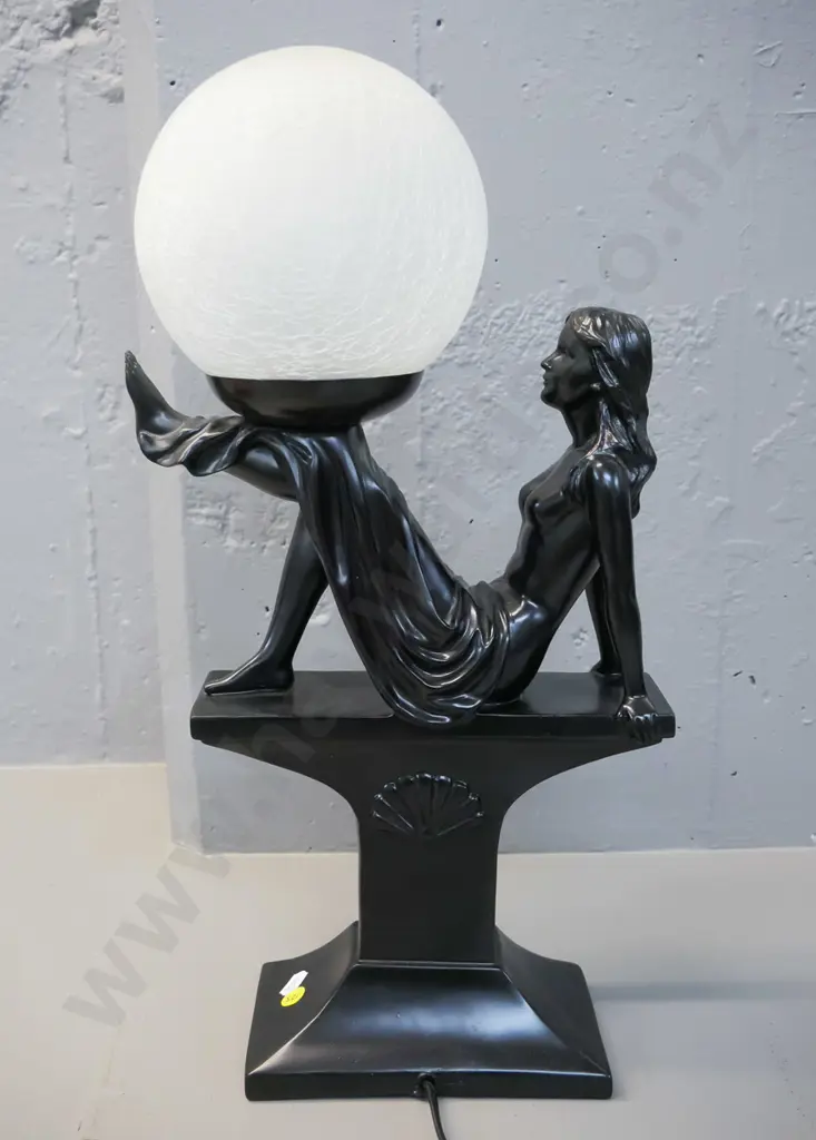 composite vintage-style table lamp with frosted crackle finish plastic globe shade H-480 W-250 Image 1++