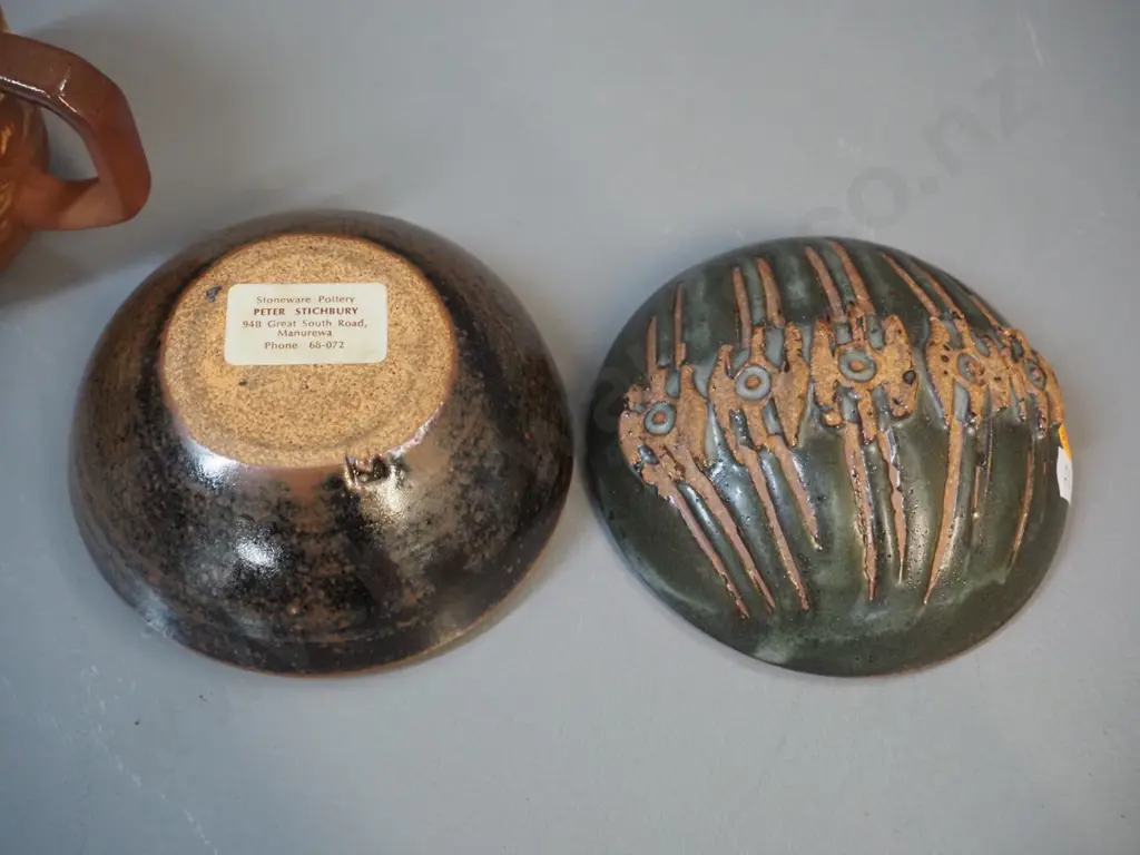 Peter Stichbury NZ pottery covered pot D-110 and 3 pieces Te Rona pottery - mug and 2 goblets Image 1++