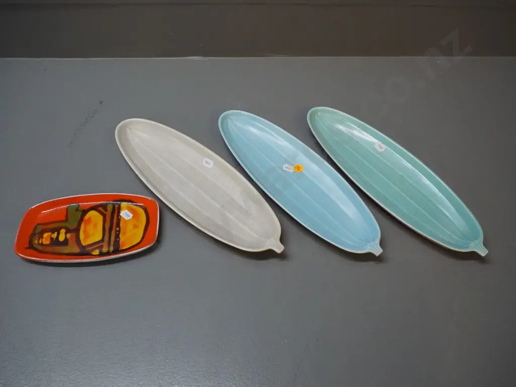 4 Poole items - 3 cucumber plates L-320 and a small Delphis plate Image 1++