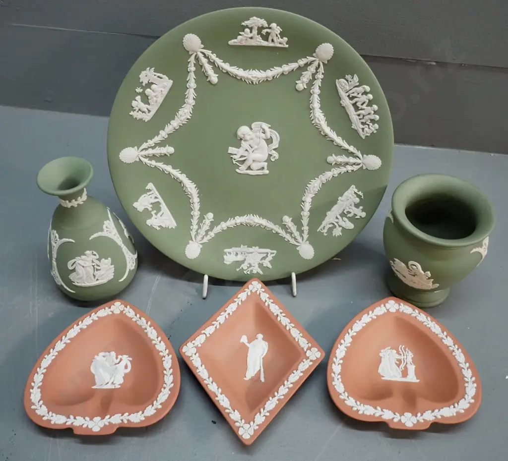Wedgwood jasperware - 3 pieces of green and 3 peach/ochre - green plate is D-230 Image 1++
