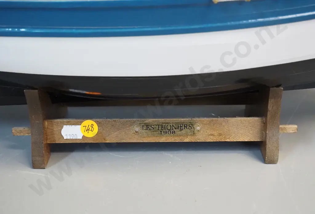fully rigged wooden fishing boat model on wooden base with "Les Thoniers" plaque H-740 L-790 Image 1++