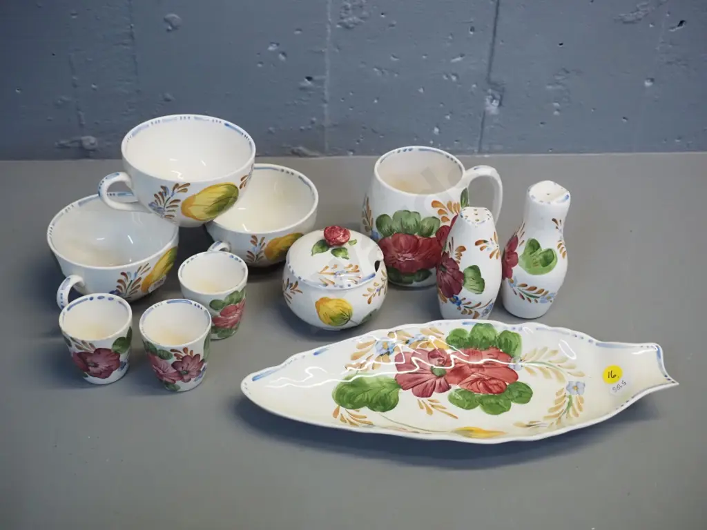 assorted Simpson's Bellefiore Chanticleer tableware including lidded sugar, egg cups, salt & pepper etc. Image 1++