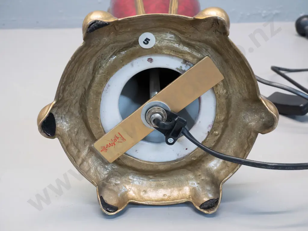 ceramic and brass-finish metal table lamp - marked Dominic on base - H-600, no shade Image 1++