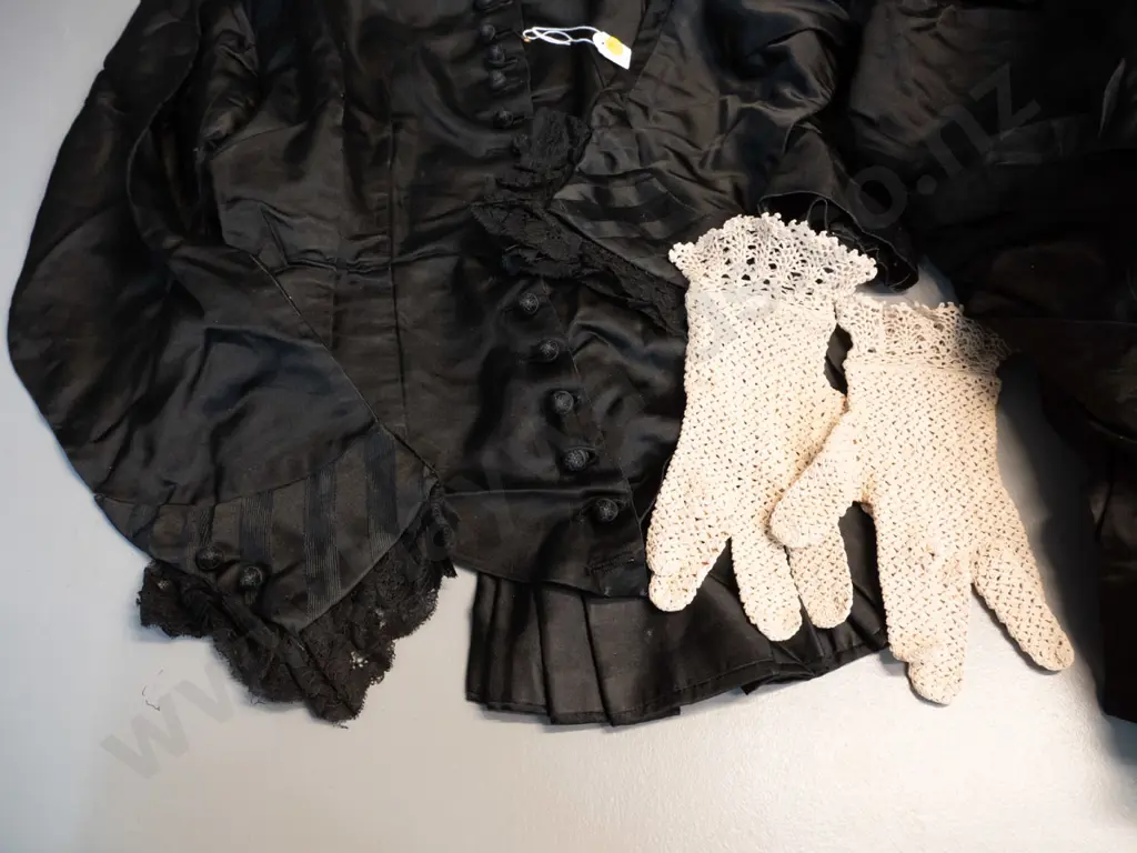 Victorian 2 piece black mourning dress and a pair of crochet gloves Image 1++