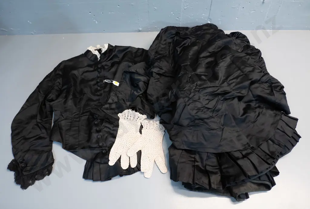 Victorian 2 piece black mourning dress and a pair of crochet gloves Image 1++