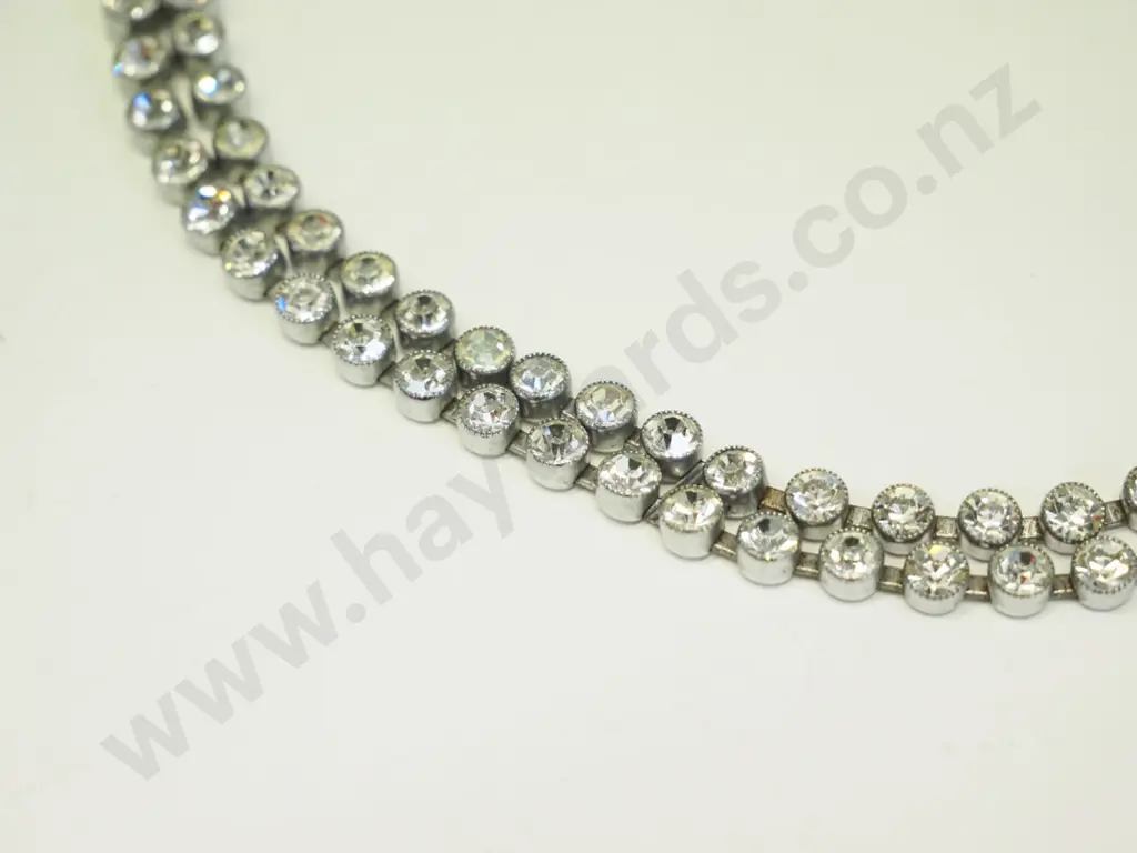 2 strand crystal necklace Image 1++