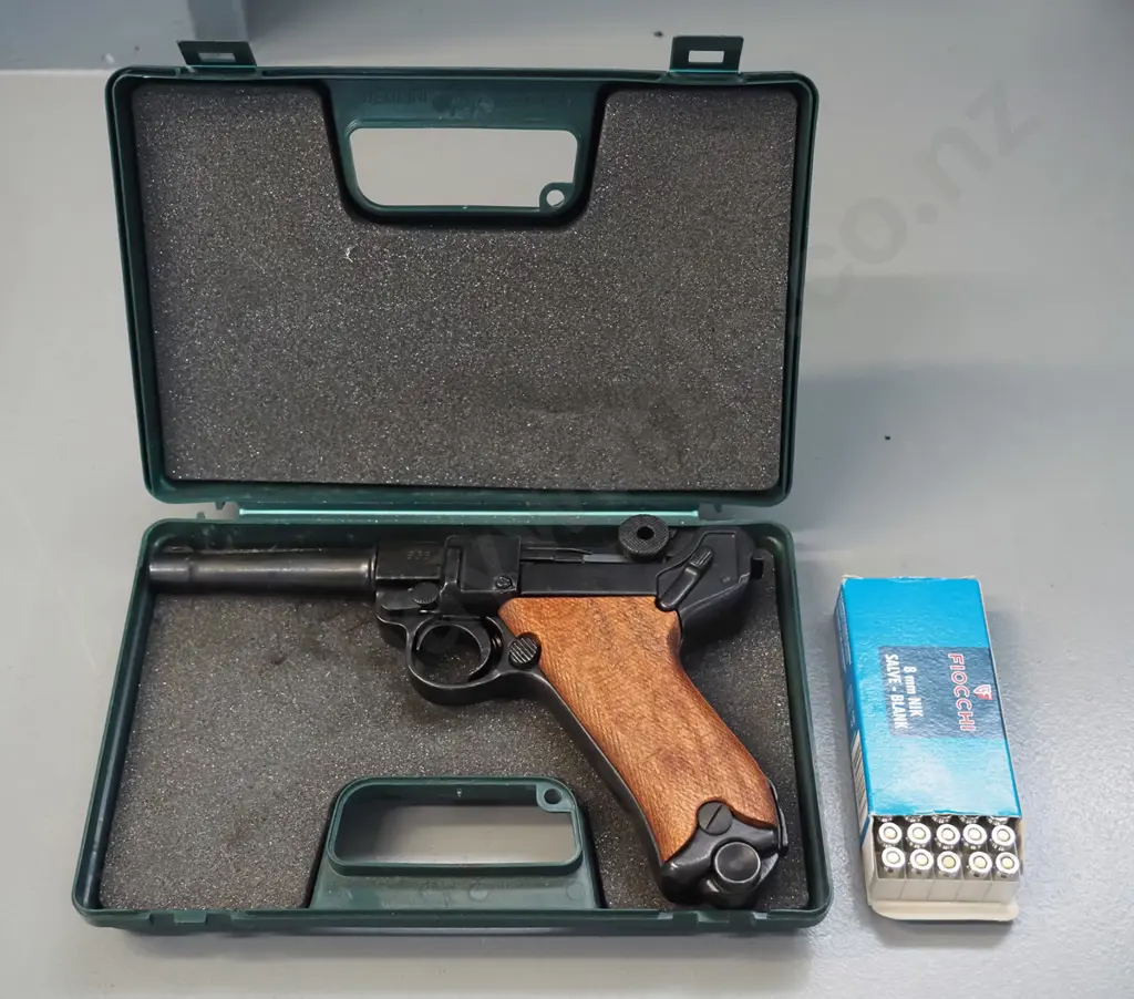 Denix 938 replica Luger P08 pistol with box of 8mm blanks Image 1++