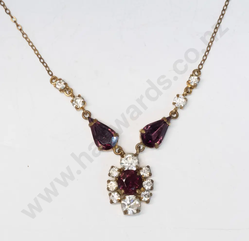 costume necklace Image 1++