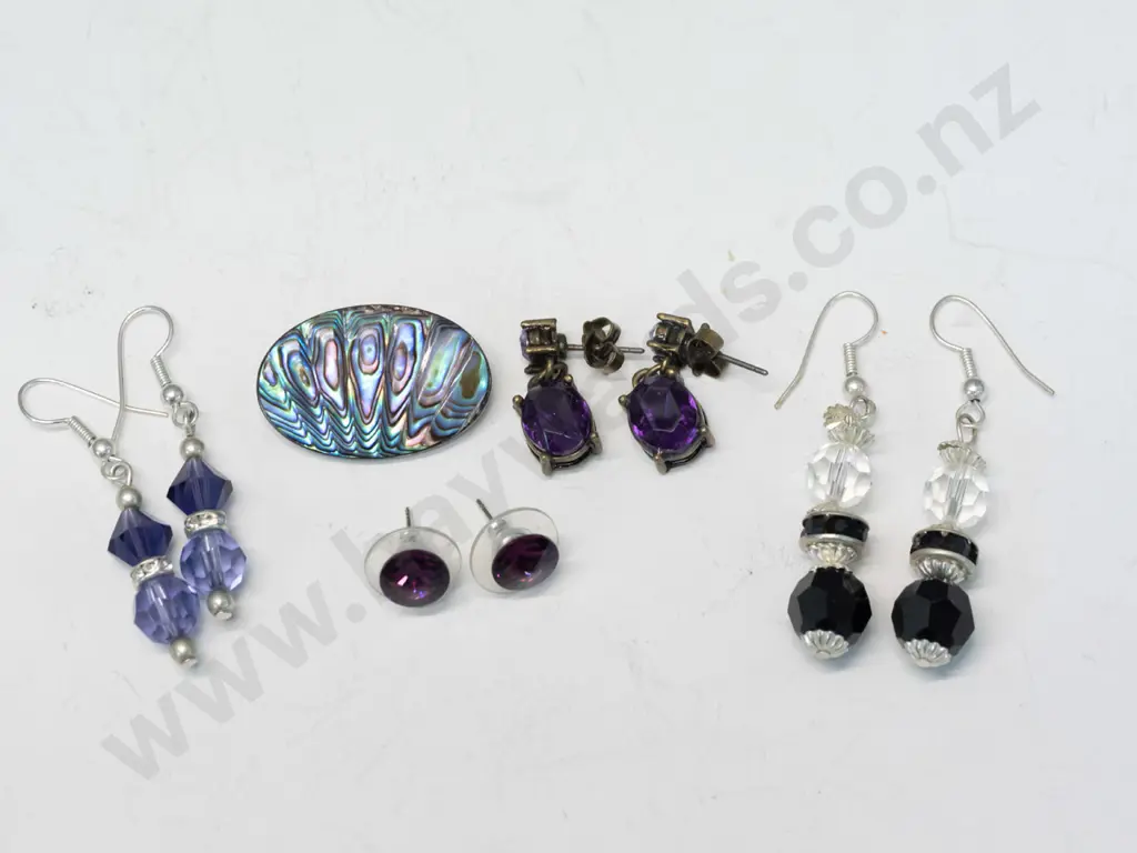 paua shell brooch stamped stgsil  & 4 pairs of earrings Image 1++