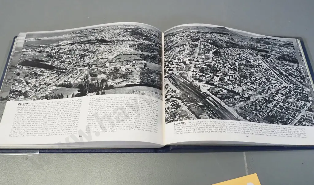 book: White's Pictorial Reference of New Zealand, 1953 - with 1953-54 Royal Tour advertising poster Image 1++