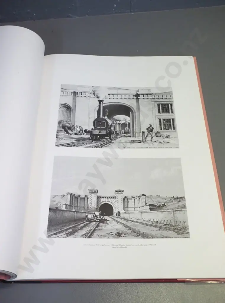large David & Charles 1970 facsimile reprint of John Bourne's 1839 London & Birmingham Railway folio - musty smell Image 1++