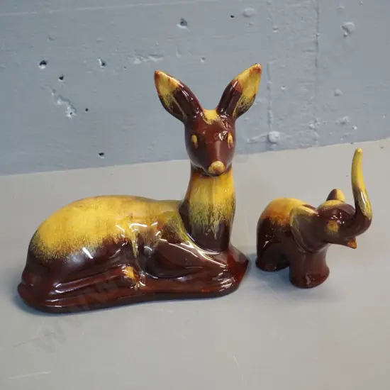 2 brown and gold Blue Mountain pottery figures - sitting deer H-180 and small elephant