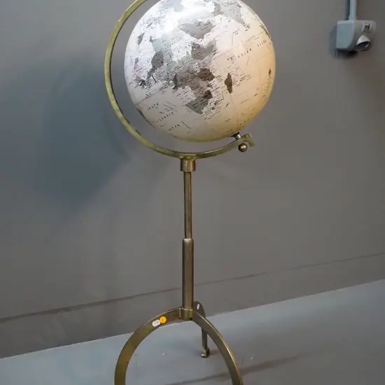 floor-standing world globe on brass stand H-900 Globe D-300