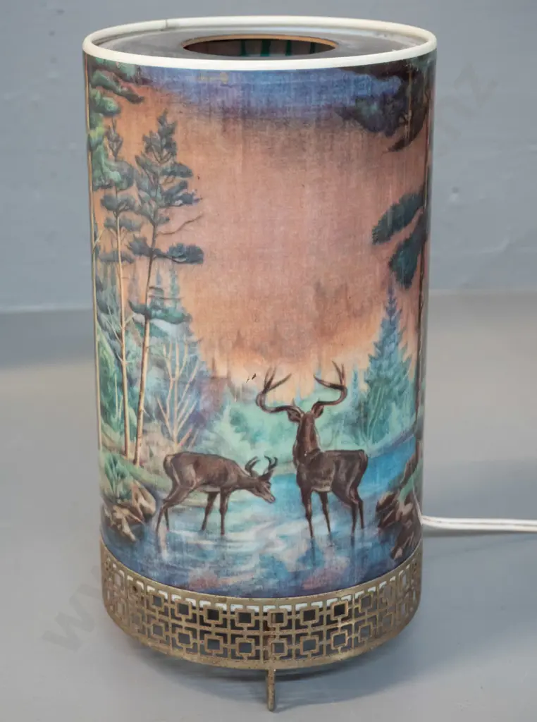 retro forest scene table lamp with spinning inner section - spins smoothly H-290 D-150 Image 1++