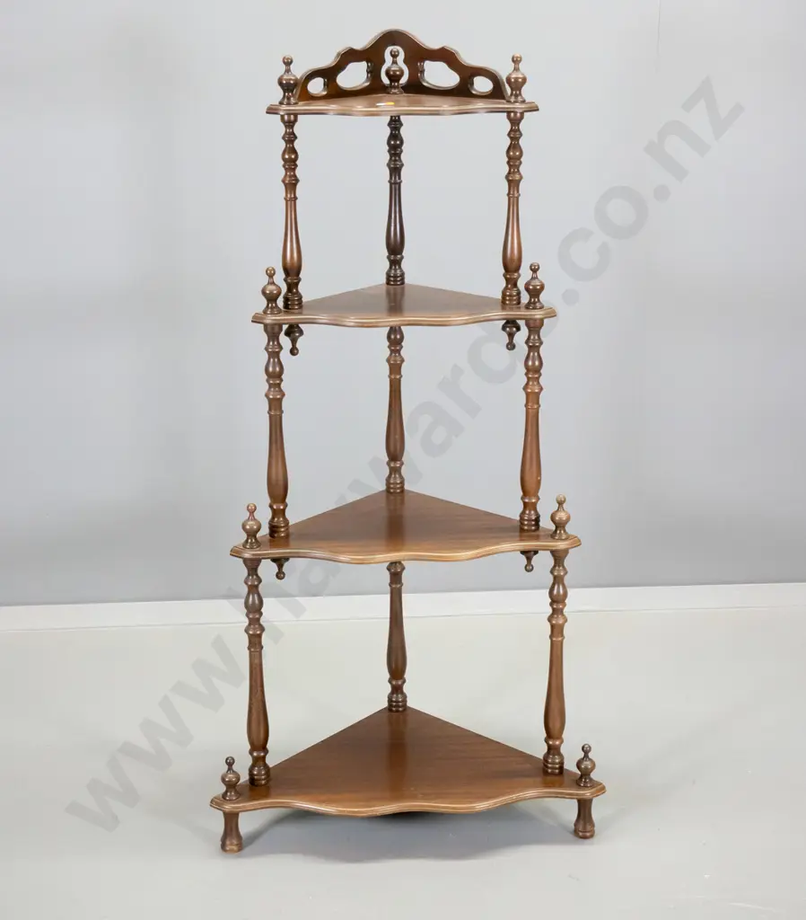 reproduction mahogany 4-tier corner whatnot with turned spindles H-1220 W-600 D-400 Image 1++