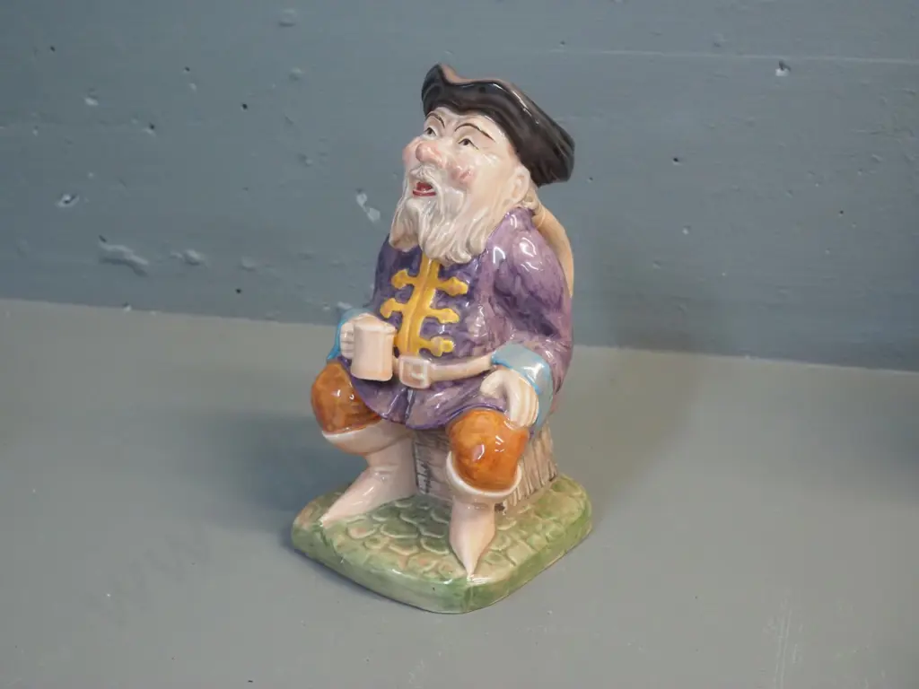 Melba Ware Toby jug H-220 Image 1++