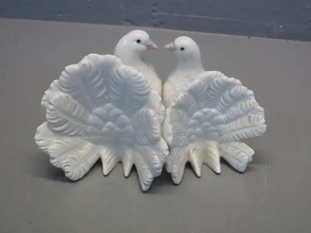 Lladro figurine - two doves H-130 L-220 Image 1++