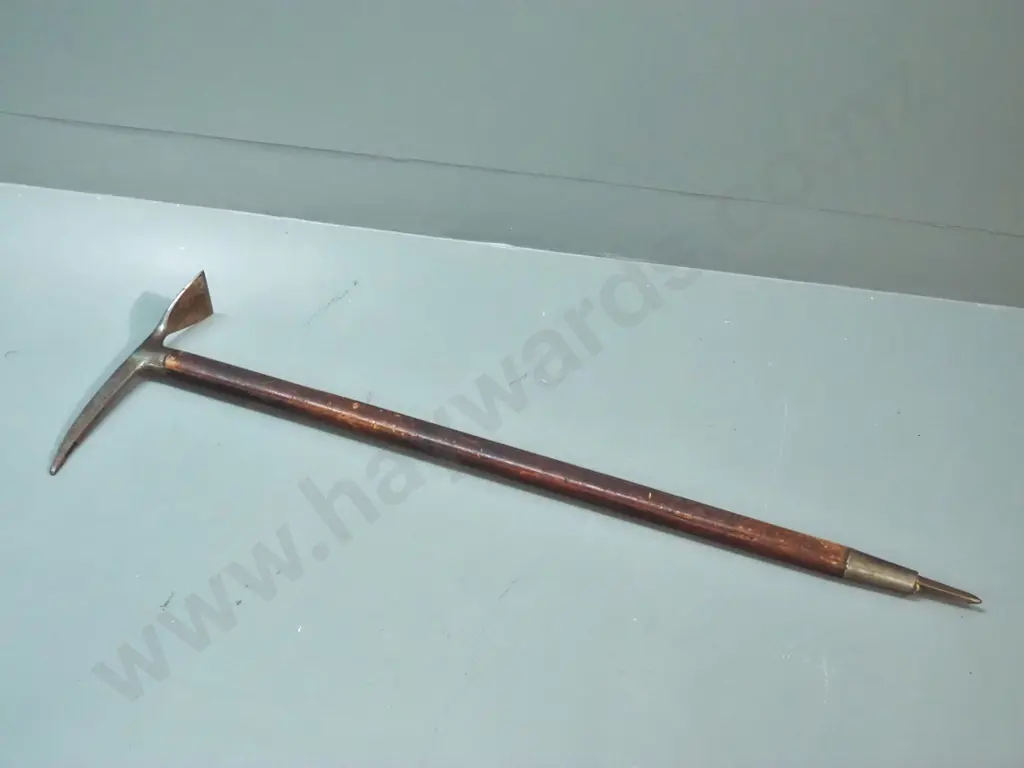vintage ice axe - marked Meister / Akadem Pickel / F. Ralling Fulpmes / Made in Austria. L-910 Image 1++