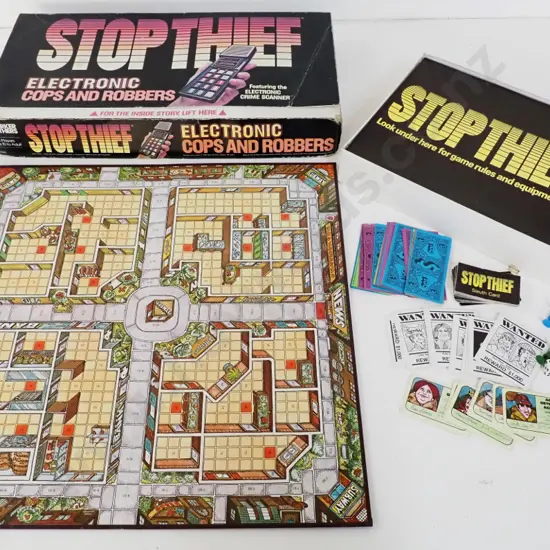retro Parker Brothers "Stop Thief" cops & robbers  game - requires 9v battery, untested