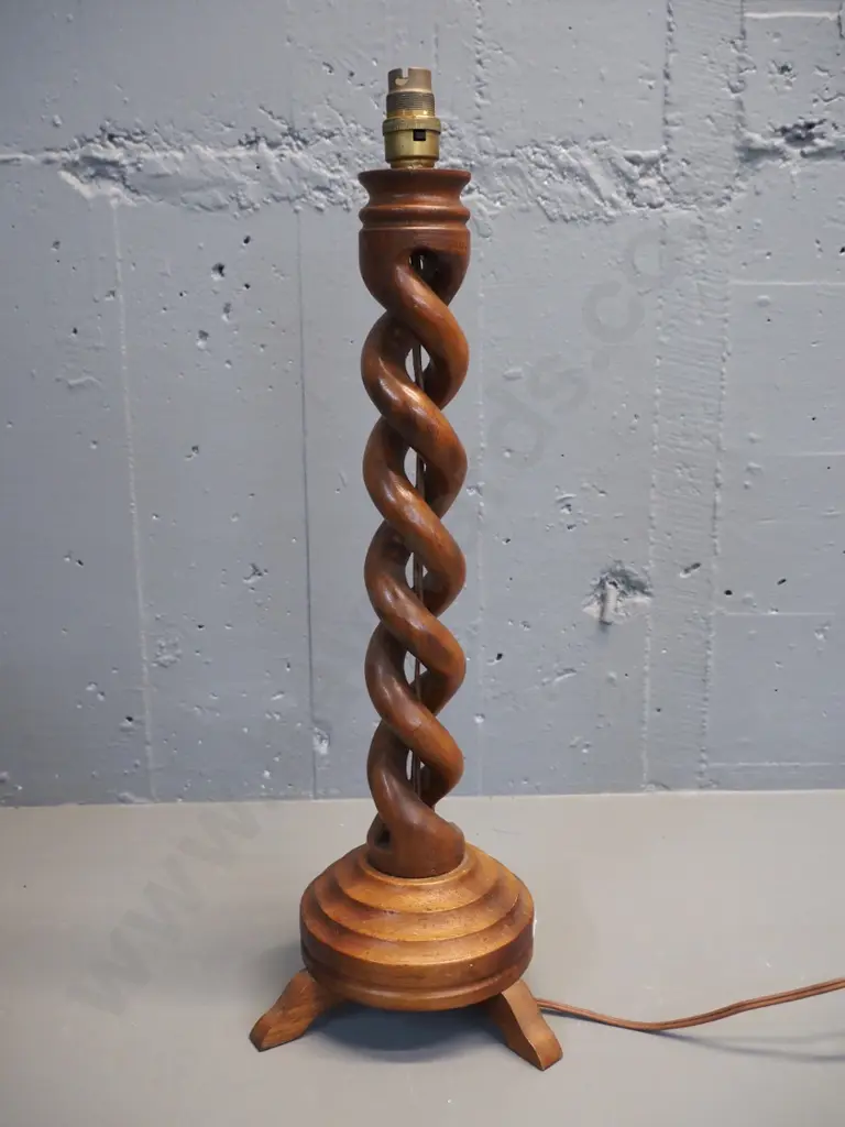 vintage timber 3-footed twisted column table lamp base, no shade, missing brass retaining ring H560 Image 1++