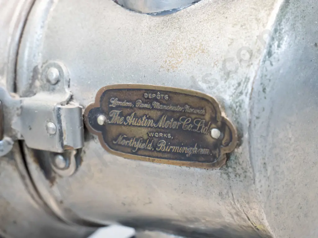vintage Austin Motorcar Ltd automotive lantern H290 W-130 Image 1++