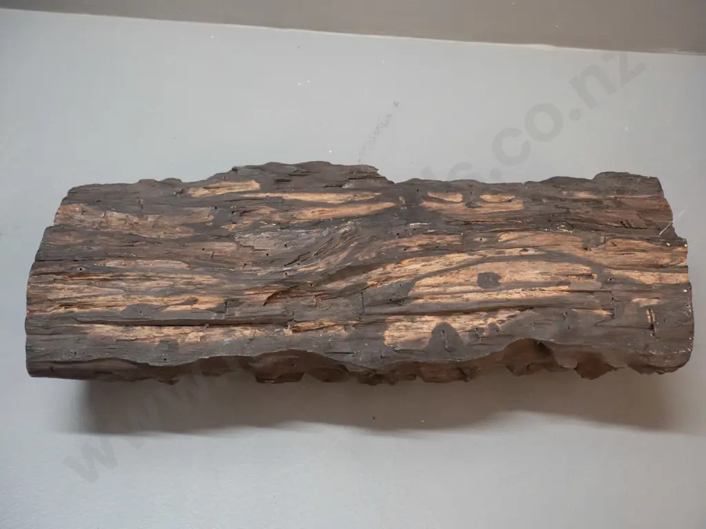 heavy piece of ebony L-440 Image 1++
