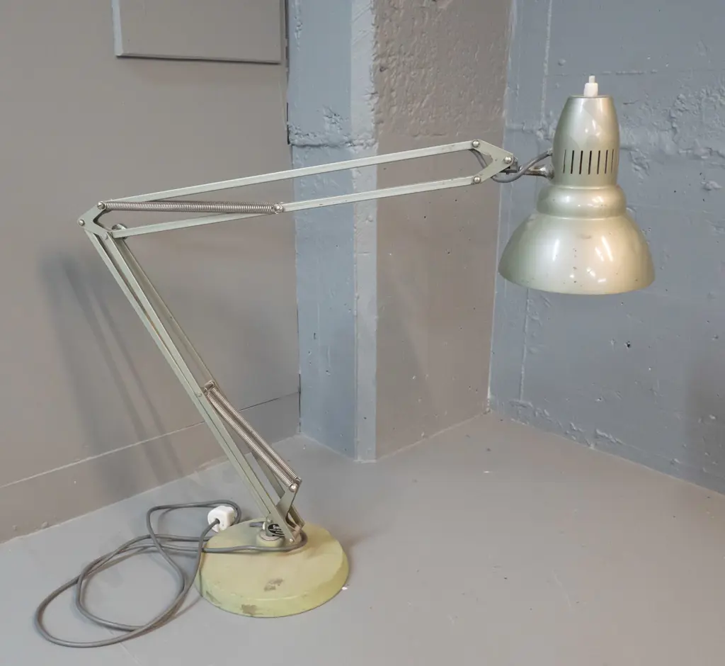 Superlux Auckland anglepoise lamp - has some wear and discolouration - shade D-170 Image 1++