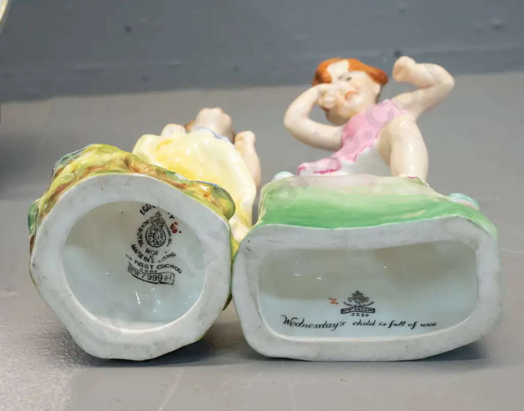 3 Royal Worcester china items - 2 figurines - Wednesday's Child & The First Cuckoo - and a Royal Garden cake plate D280 Image 1++