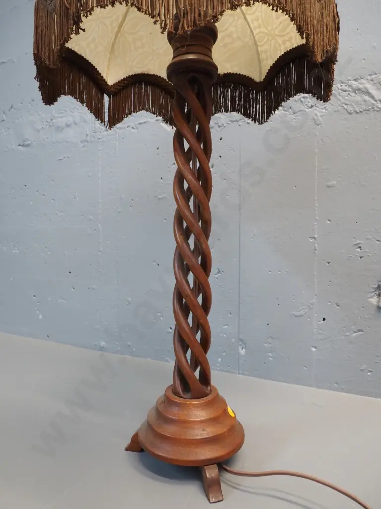 vintage timber 3-footed twisted column table lamp, some wear to lace shade, needs rewiring H-720 Image 1++