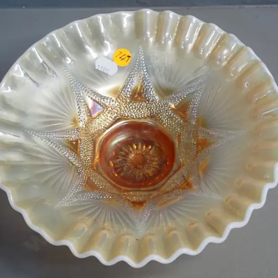 marigold and milk glass carnival glass comport Diameter 210