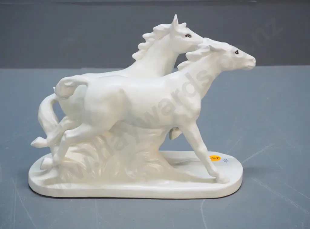 2 galloping horses figurine - 882 impressed on base H-160 L-240 Image 1++