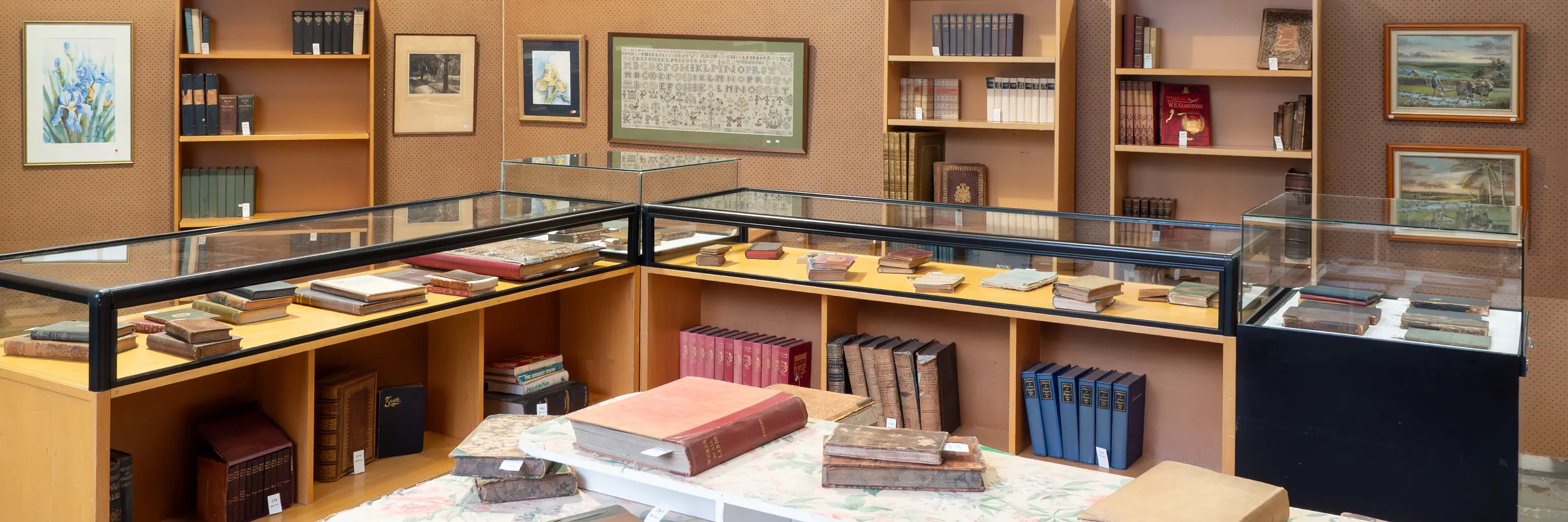Boutique Online Book Auction
